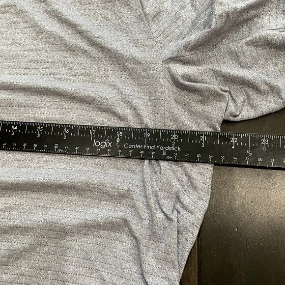 Lululemon License to Train Short Sleeve Tee Men's Light Gray Blue Men's Size L - Picture 4 of 5